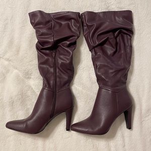 Slouch boots
